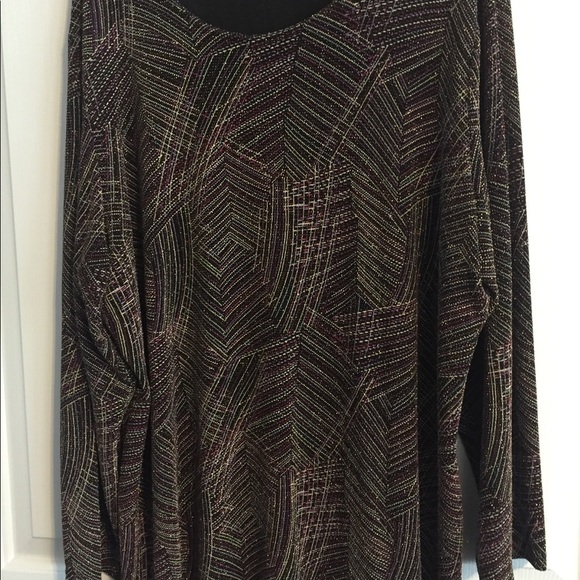 Beautiful notations (Dillard’s) top - 2x - Picture 2 of 5